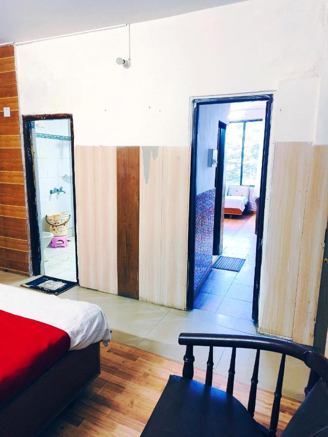 Hotel Holiday Dalhousie - Near Ghandhi Chowk Mall Road Exteriér fotografie